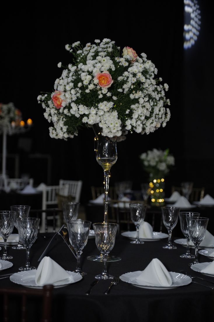 Mesa posta · Baile de gala