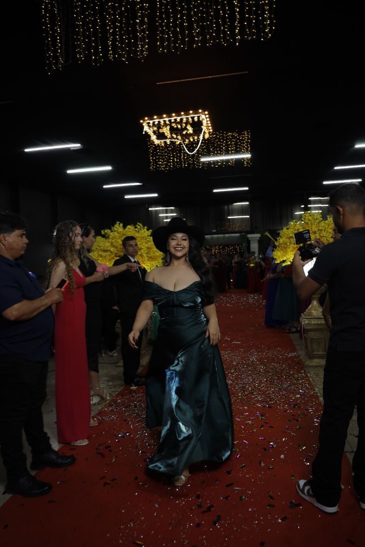 Chuva de confete · Baile de gala
