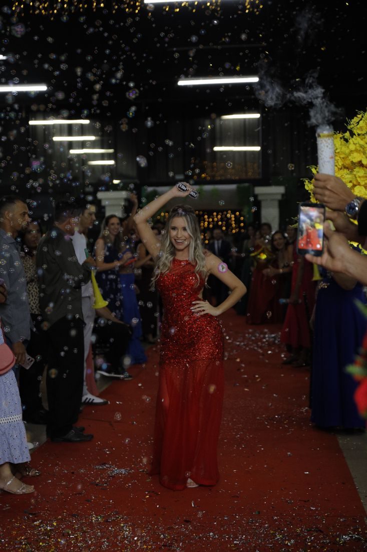 Pose na entrada · Baile de gala
