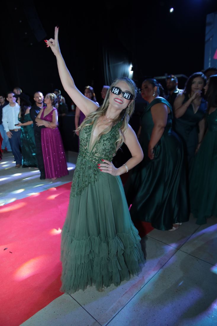 Brinde na pista · Baile de gala